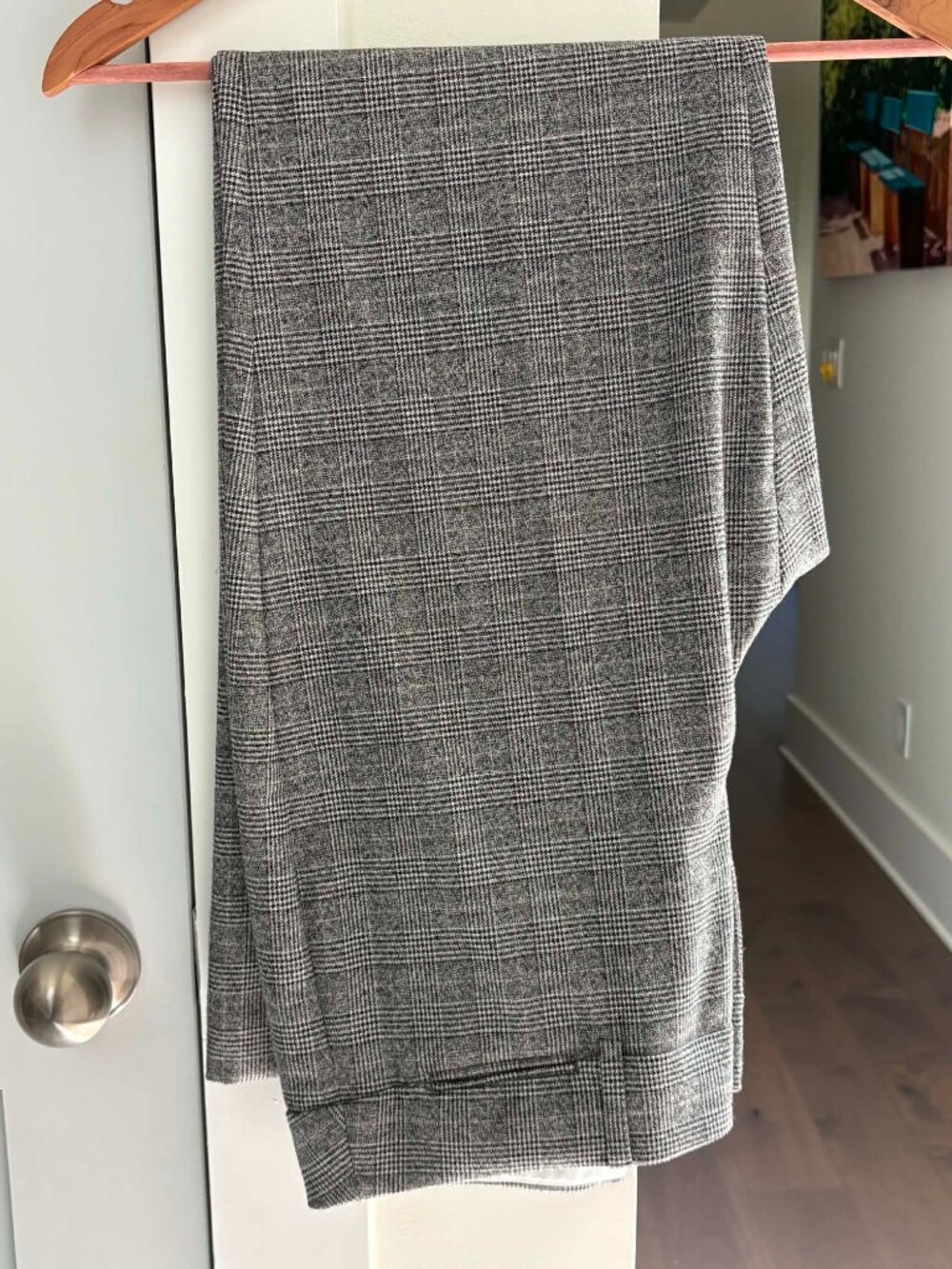 Ann Taylor LOFT Julie Trouser Pants – Gray Houndstooth Plaid